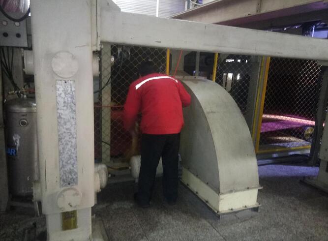 清掃無(wú)紡布生產(chǎn)設(shè)備