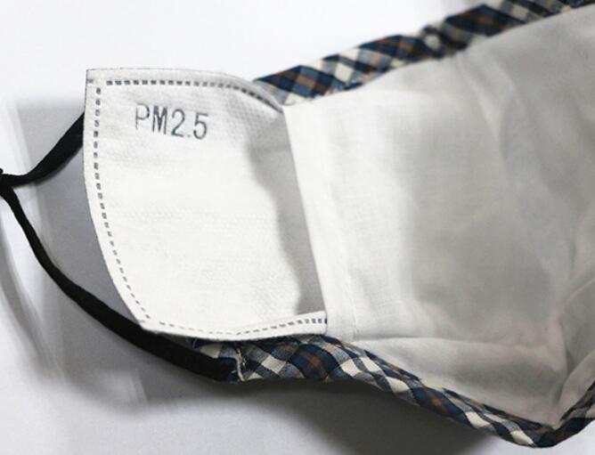 熔噴布可以插入濾棉片的口罩